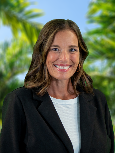 Headshot - Stacie Trace (updated)